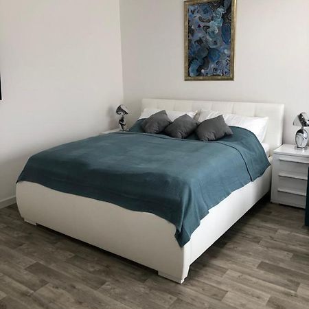 Apartman X28 ミクロフ エクステリア 写真
