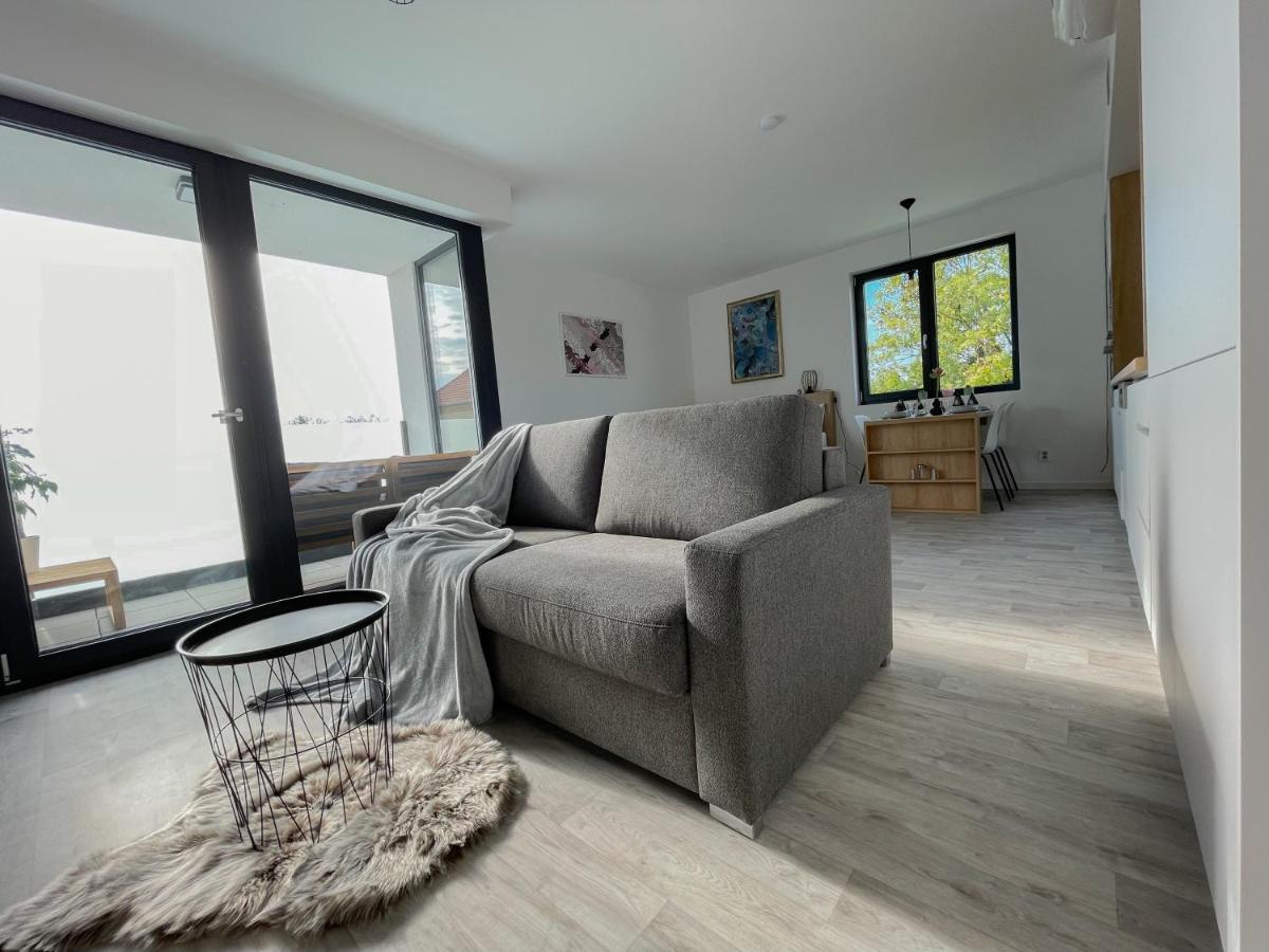 Apartman X28 ミクロフ エクステリア 写真